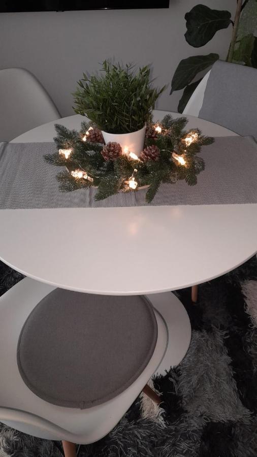 Casa Larisa - Wolves Apartment Сіная Екстер'єр фото